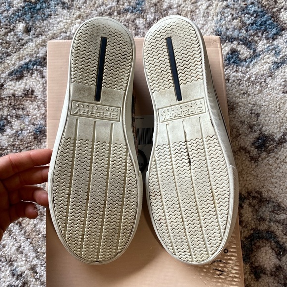 Sperry Top-Sider Boat Shoes in multi-color plaid/ Size 7.5 - Picture 4 of 5